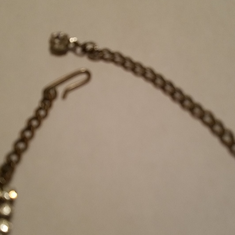 Necklace - Picture 2 of 3
